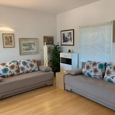 Apartment Cozy Nena In