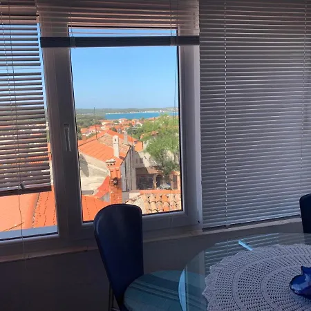 Cozy Nena In Apartment Medulin